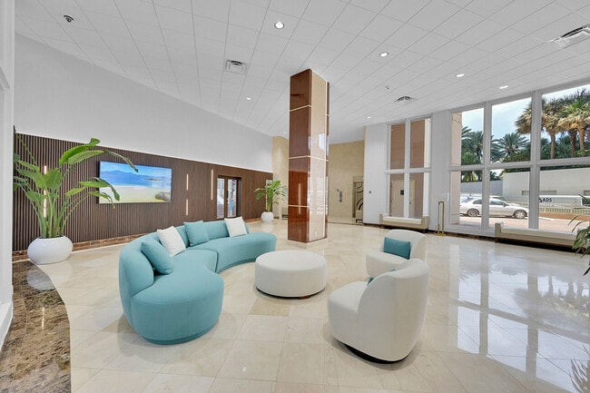 Building Photo - 4100 Galt Ocean Dr