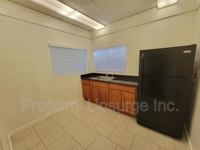 Building Photo - 1901 Railroad Ave