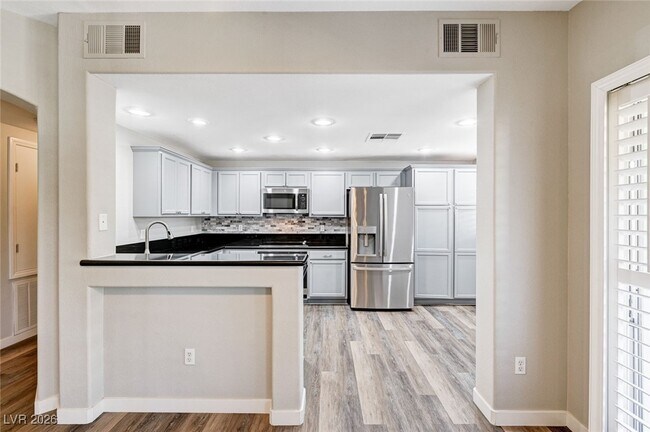 Building Photo - 11850 Tevare Ln