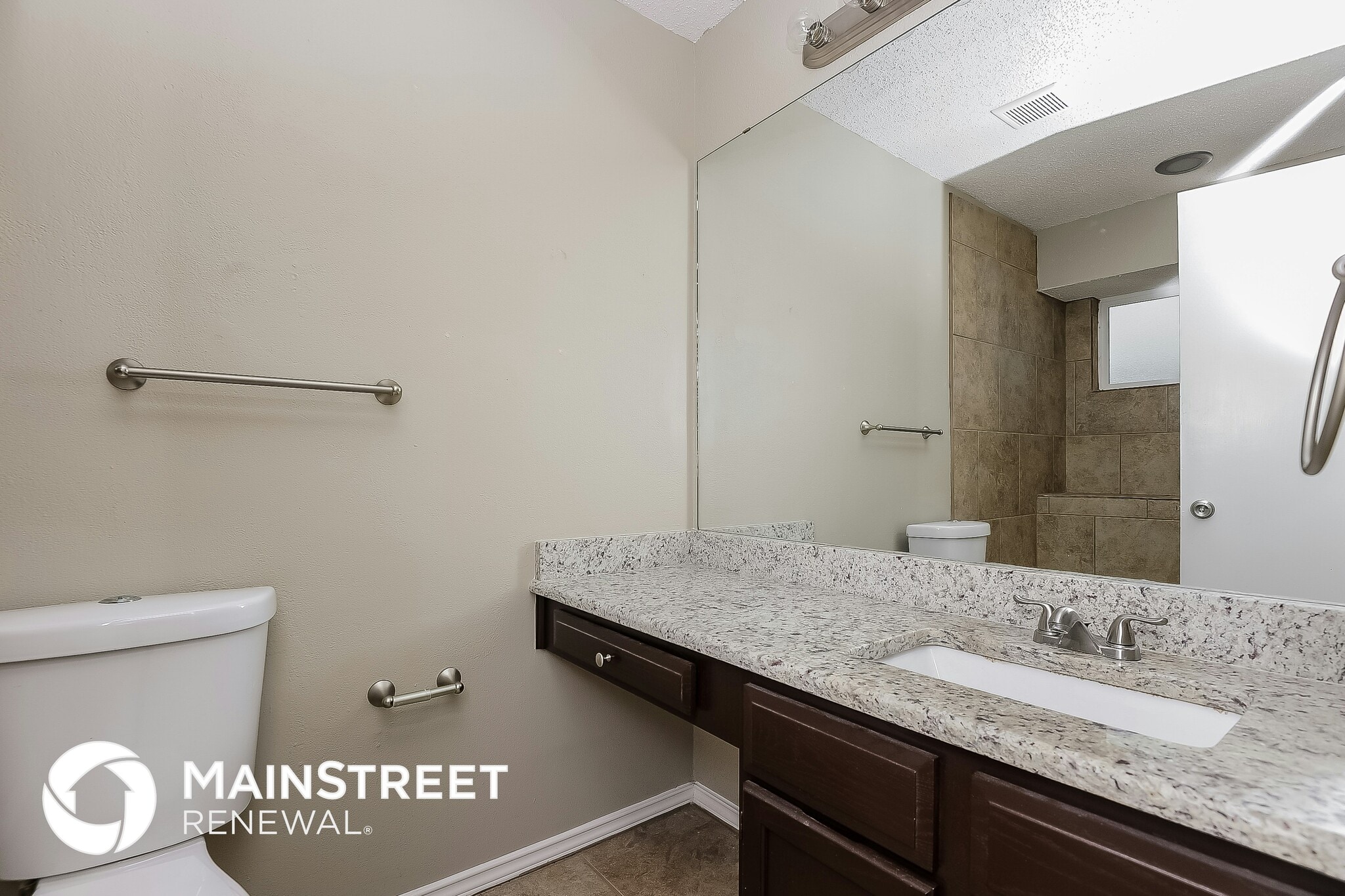 Building Photo - 3100 Fairmeadows Ln