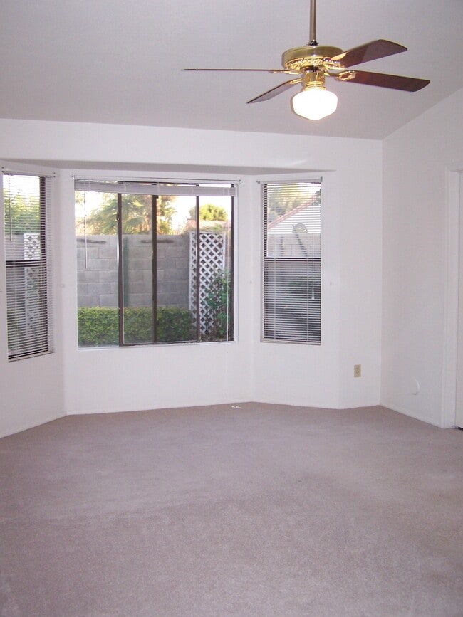Building Photo - 7211 W Morrow Dr