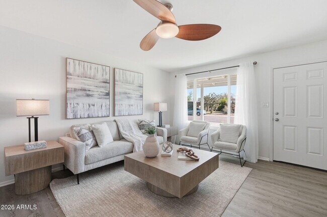 Building Photo - 2644 S Butte Ave