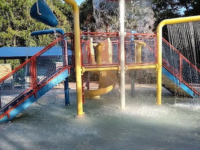 Building Photo - 6 Bedrooms 4 Bathroom 1672 Hammock Grove Lane