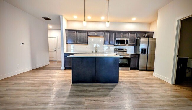 Building Photo - Reserve Mahomet 4bd/3ba House
