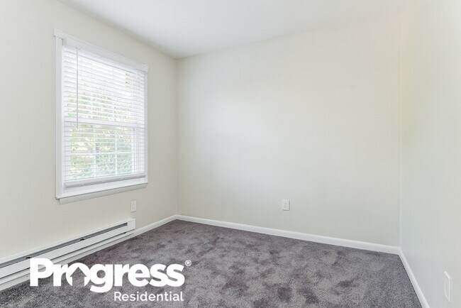 Building Photo - 508 Loch Lomond Dr