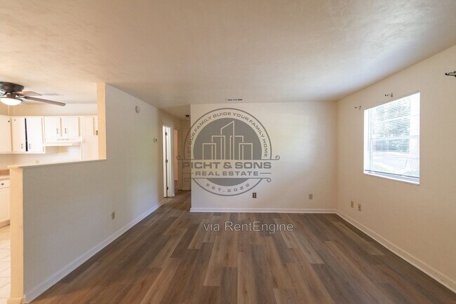 Building Photo - 3721 Maria Cir