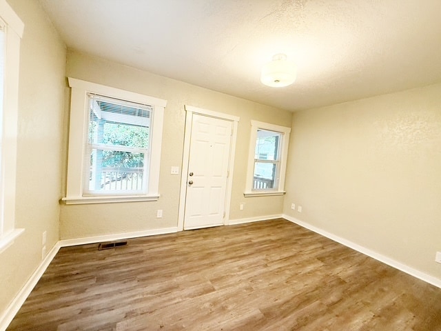 Building Photo - 1907 E 18th St