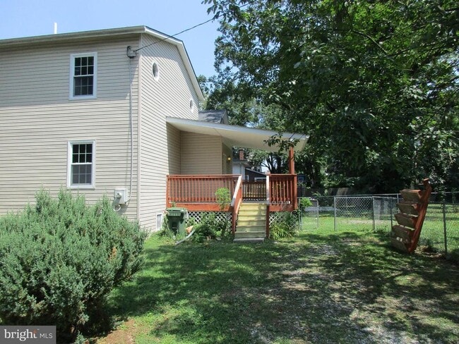 Building Photo - 3317 Devonshire Dr