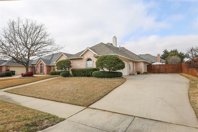 Building Photo - 8205 Lost Maple Dr