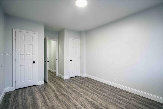 Building Photo - 6871 Abbott Ave