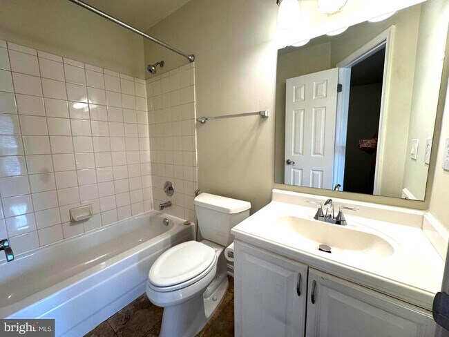 Building Photo - 5316 Ridley Ct