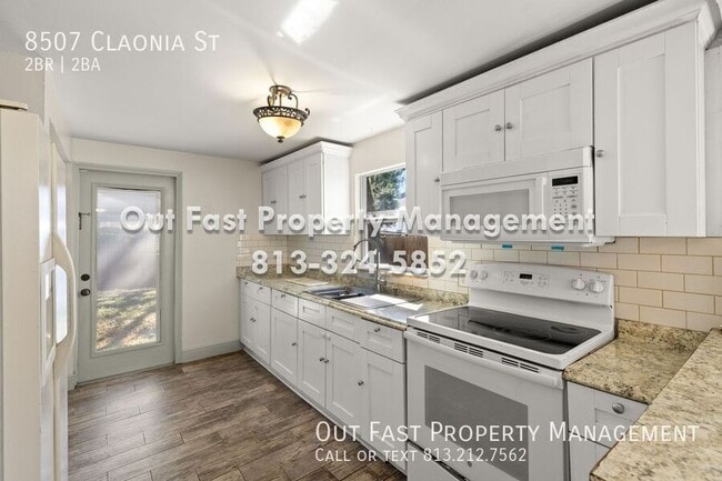 Building Photo - 8507 Claonia St