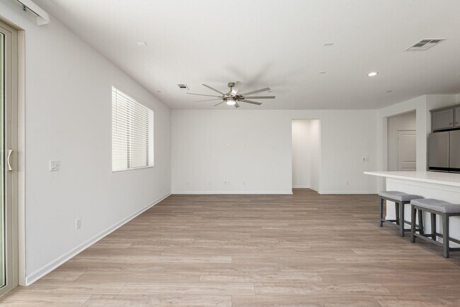 Building Photo - 78879 Fortuna Pl