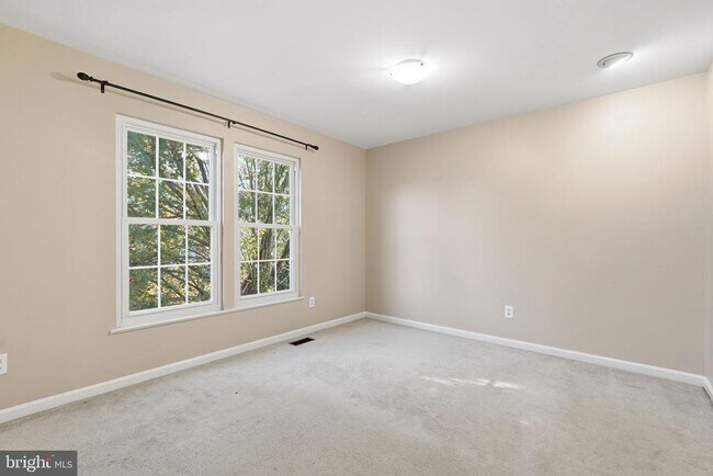 Building Photo - 20721 Sweetair Ct