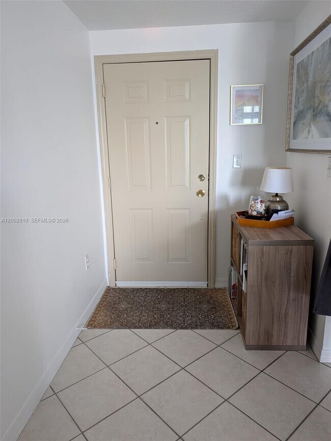 Building Photo - 3500 Coral Wy