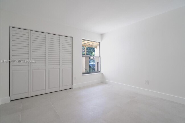 Building Photo - 8708 SW 79th Pl