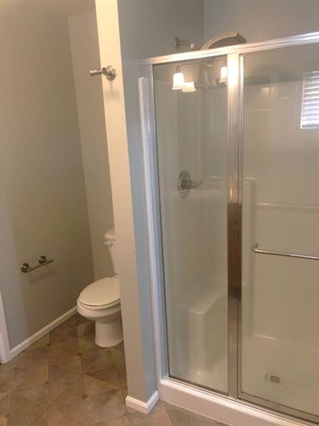 Building Photo - August Move in- 3bed 2.5 Bath Horizon Point