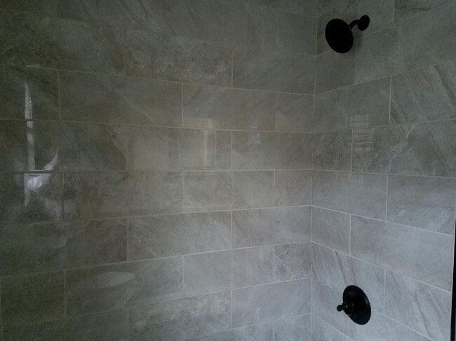 Building Photo - 364 Rock Springs Rd