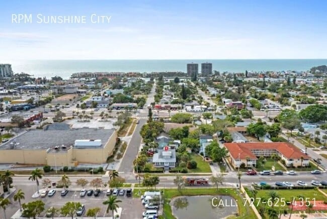 Building Photo - 7700 Boca Ciega Dr
