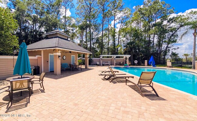 Building Photo - 1672 Blue Heron Ln