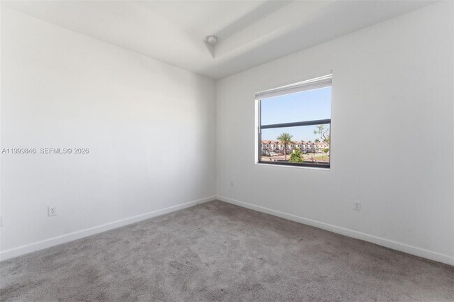 Building Photo - 24630 SW 118 Ave