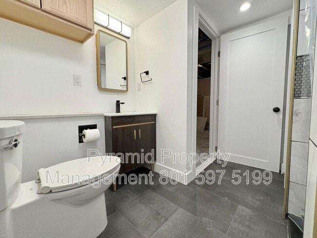 Building Photo - 578 E 1700 S