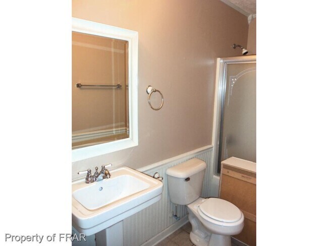 Building Photo - 183 Independence Dr