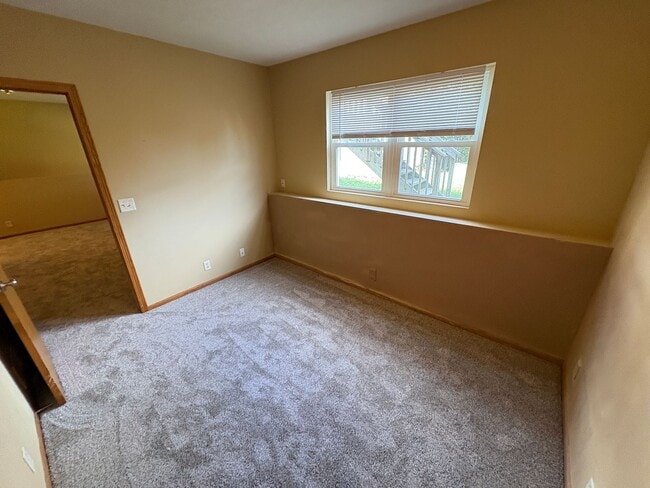 Building Photo - 6834 Whitewater Ln