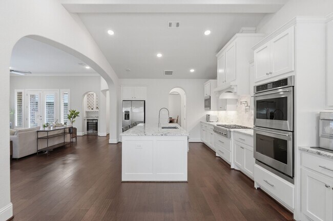 Building Photo - 111 N Bimini Twist Cir
