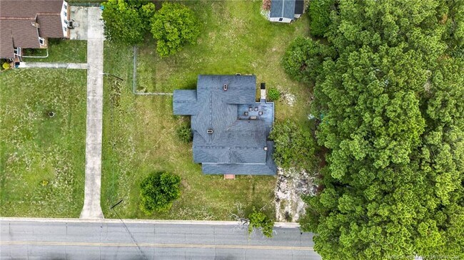 Building Photo - 423 E Edinborough Ave
