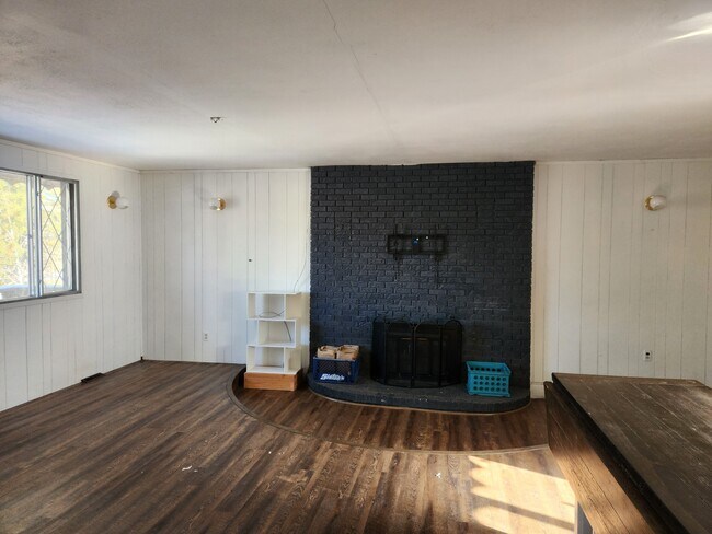 Building Photo - 20 Co Rd 4482