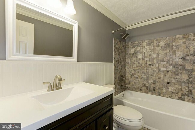 Building Photo - 7118 Eden Brook Dr