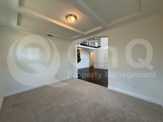 Building Photo - 1165 Clearwater Dr