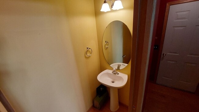 Building Photo - 1651 Chadum Ln