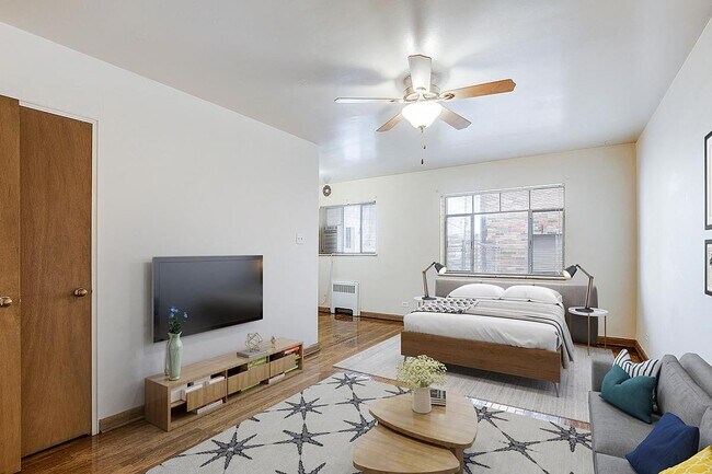 Primary Photo - South Josephine Apts