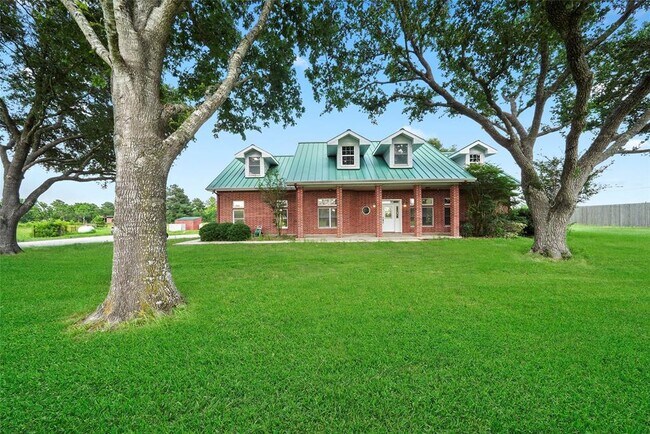 Primary Photo - 19250 Becker Rd