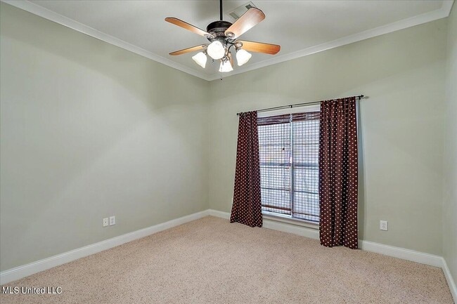 Building Photo - 132 Hartfield Dr