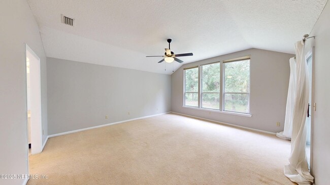 Building Photo - 11861 Lake Fern Dr