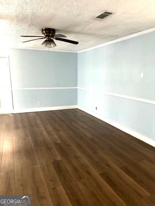 Building Photo - 115 Welcome-To-Arnco