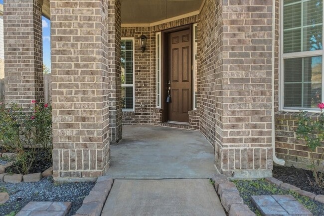 Building Photo - 13814 Russell Ct