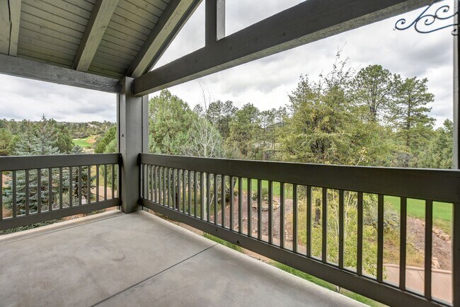 Building Photo - Beautiful 3 Bed, 2 Bath Condo on the Hassaympa Golf Course!