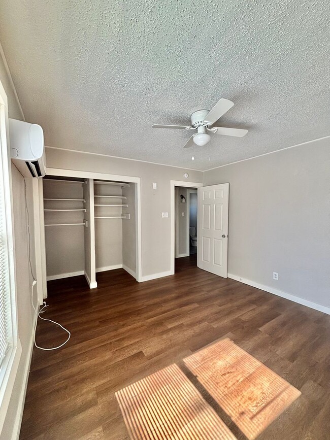 Building Photo - NOW AVAILABLE - Charming Updated Home Near...