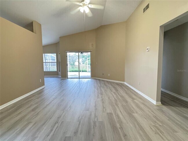 Building Photo - 27618 Sky Lake Cir