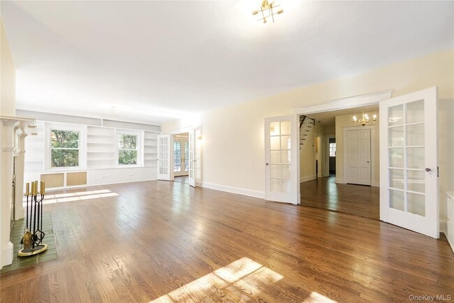 Building Photo - 25 Whittier Rd