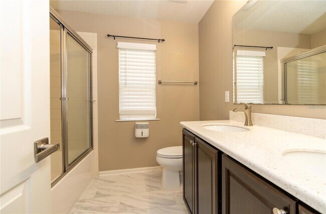 Building Photo - 159 Pergola Pl