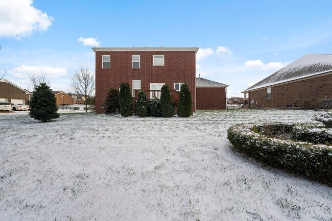 Building Photo - 4BR Home with Over 3,200 Sq Ft in Desirable Mount Juliet Community