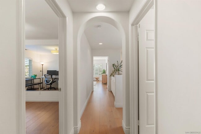 Building Photo - 6052 Rancho Bravado