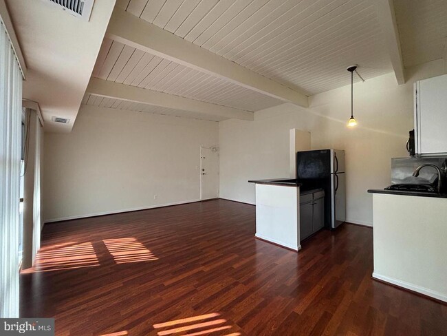 Building Photo - 7734 Donnybrook Ct