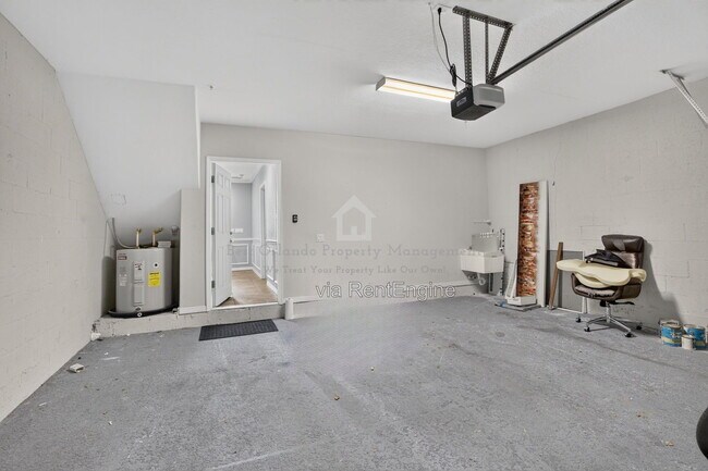 Building Photo - 1383 Chatfield Pl