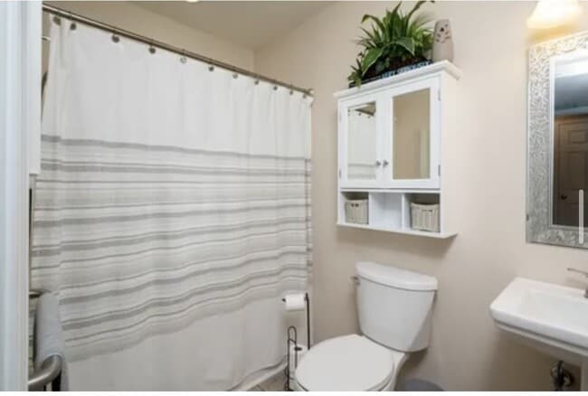 Building Photo - 538 Old State Route 34